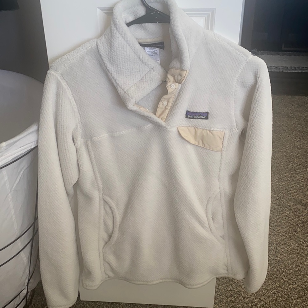 Patagonia Fleece Pullover! Good condition only worn a few times😊